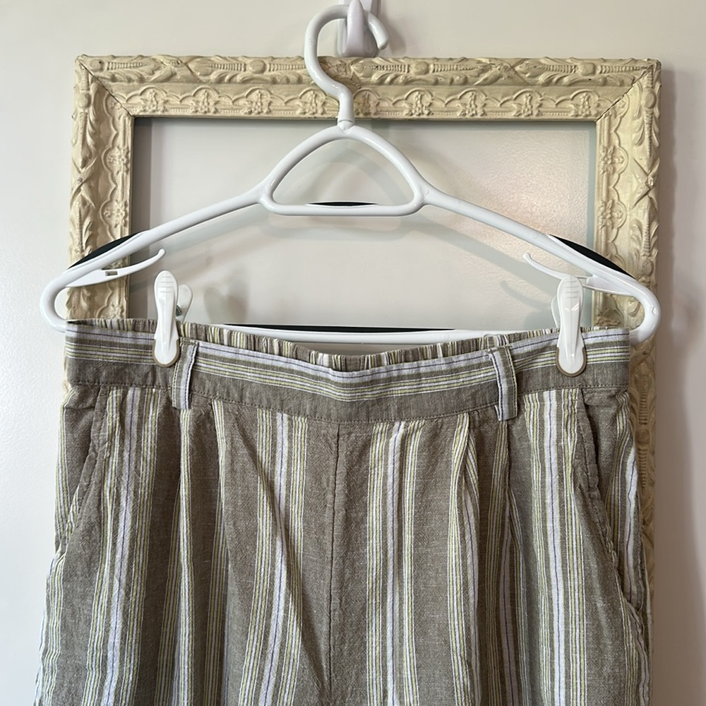 AMERICAN EAGLE | Linen Lightweight High-Waisted Wide Leg Trousers - Picture 8 of 15